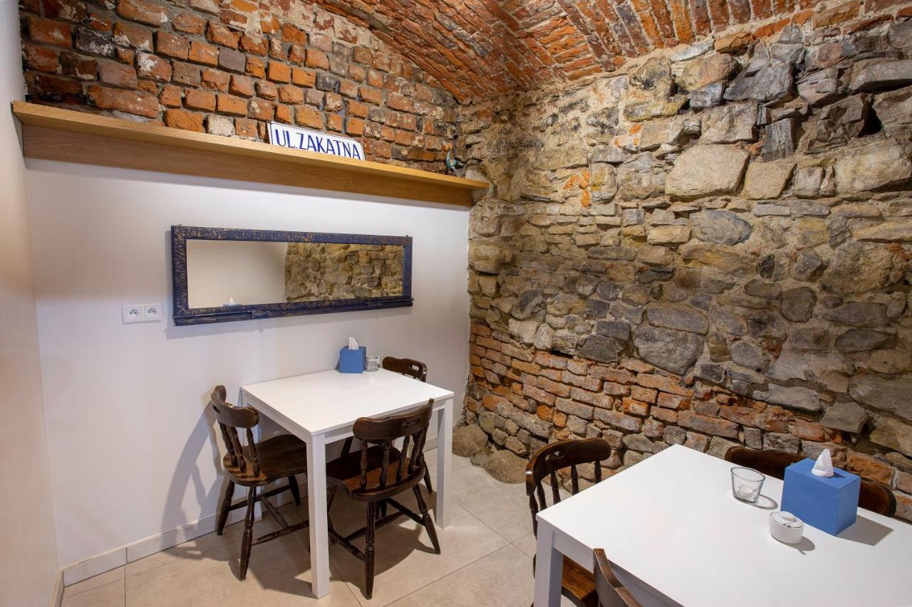 Aparthotel Zakatna B&B Tarnów Exteriör bild