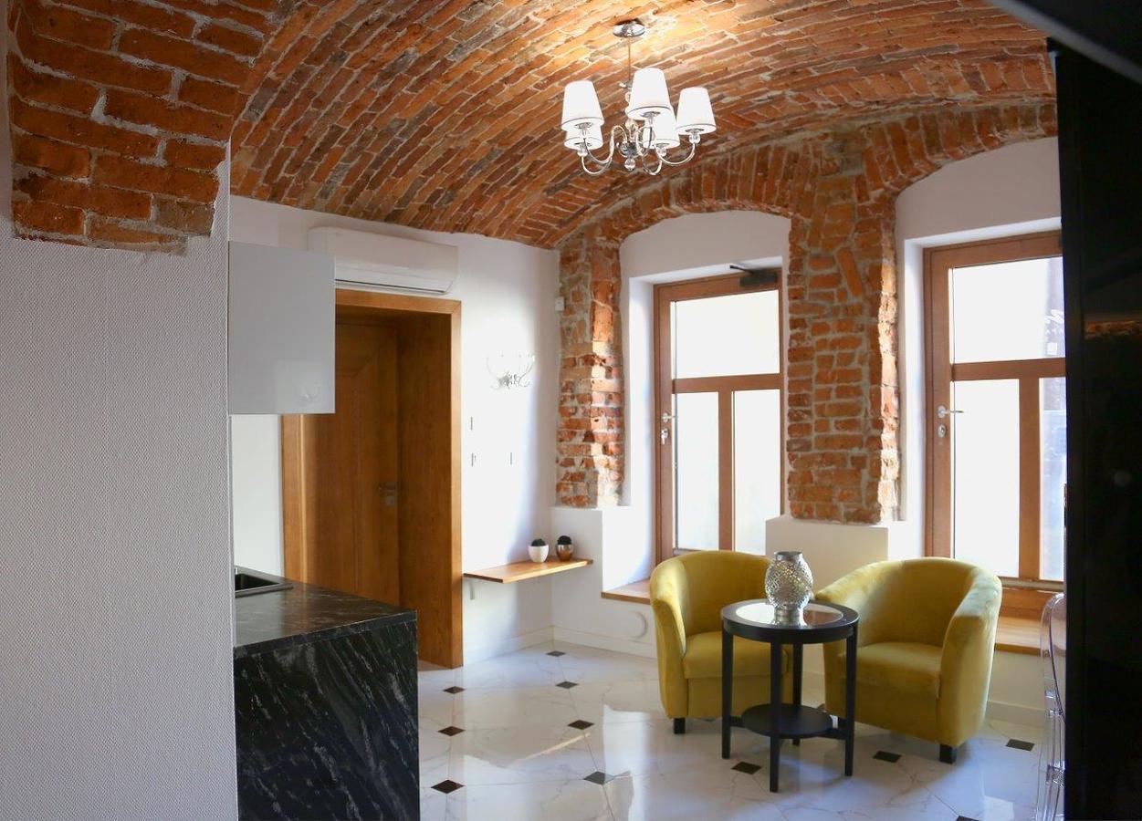 Aparthotel Zakatna B&B Tarnów Exteriör bild