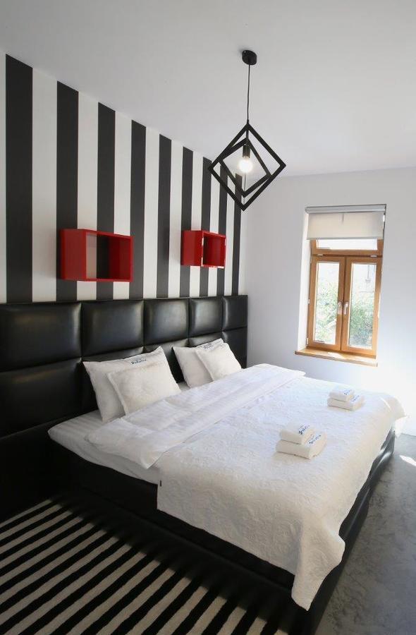 Aparthotel Zakatna B&B Tarnów Exteriör bild