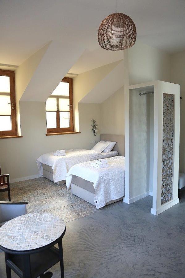 Aparthotel Zakatna B&B Tarnów Exteriör bild