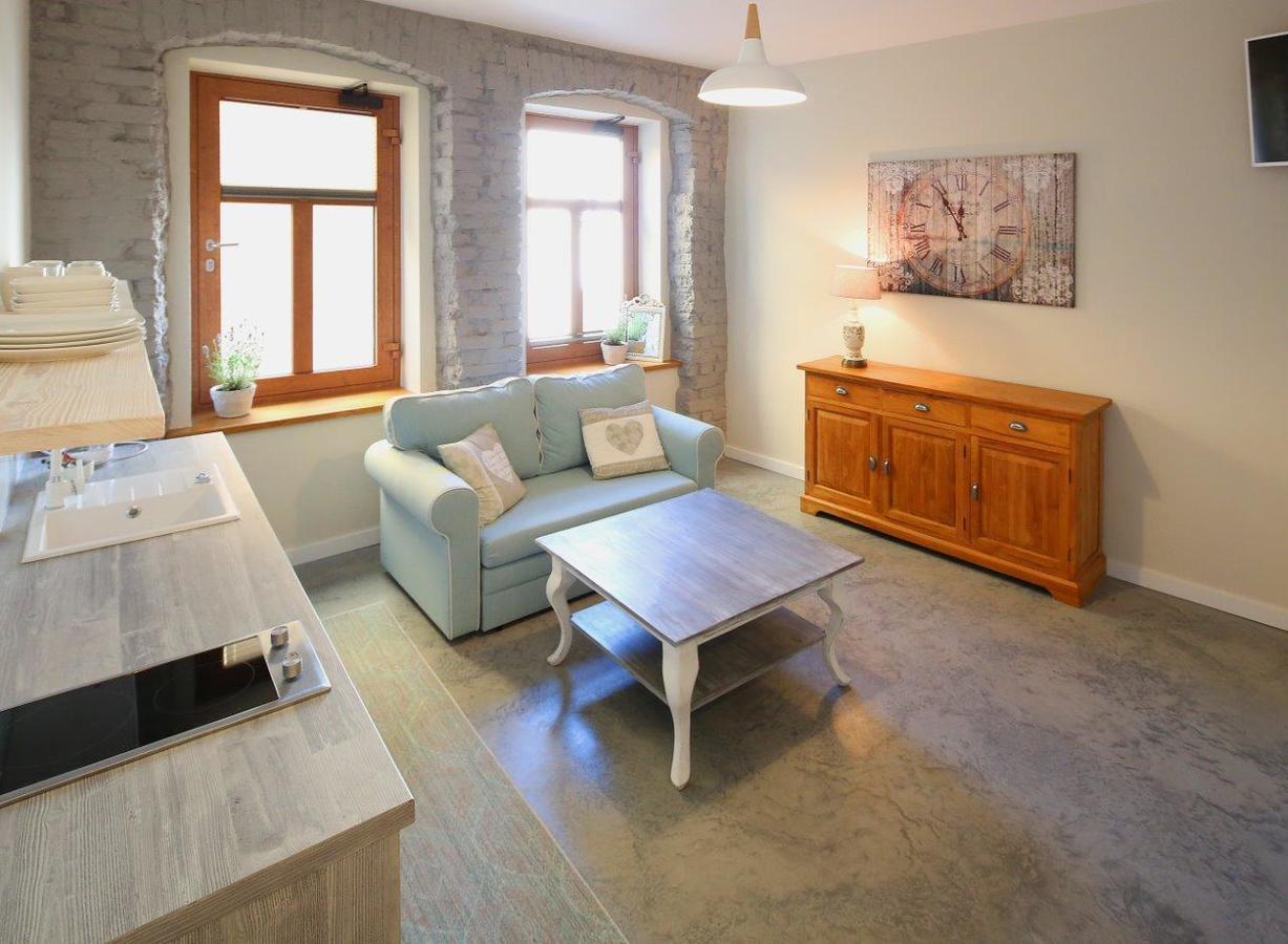 Aparthotel Zakatna B&B Tarnów Exteriör bild