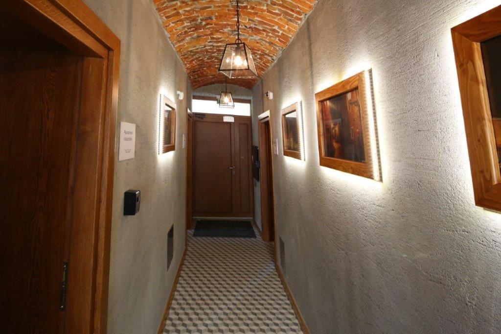 Aparthotel Zakatna B&B Tarnów Exteriör bild